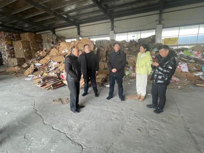 顾云光赴霍邱县考察再生资源回收利用项目